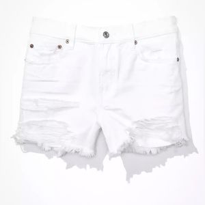 American Eagle White Ripped Jean Shorts Women’s